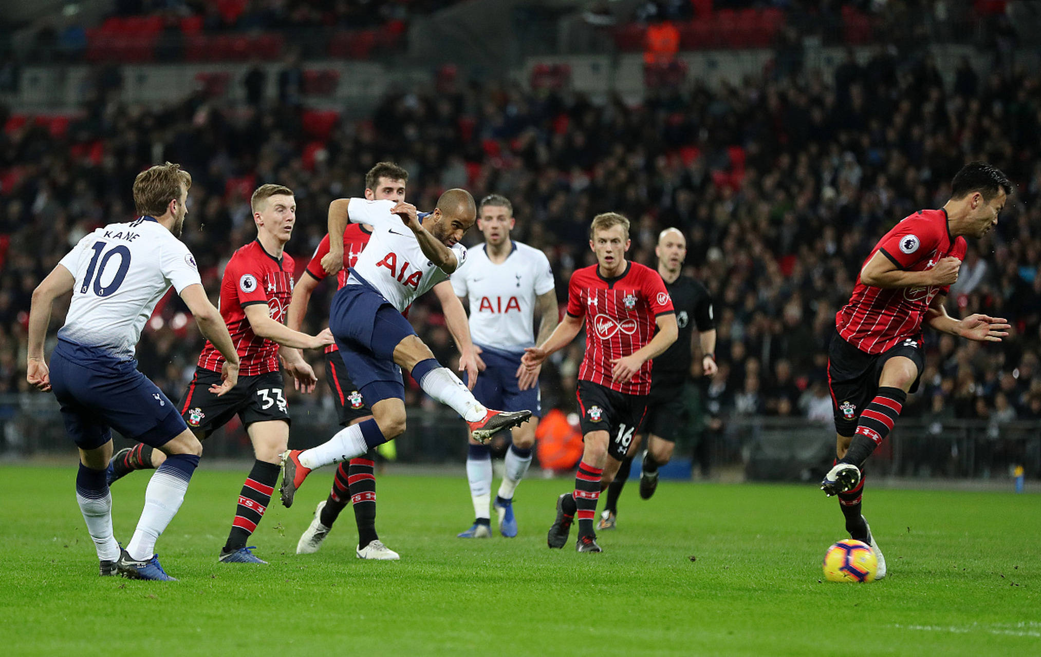 在场上全能 在场上全能