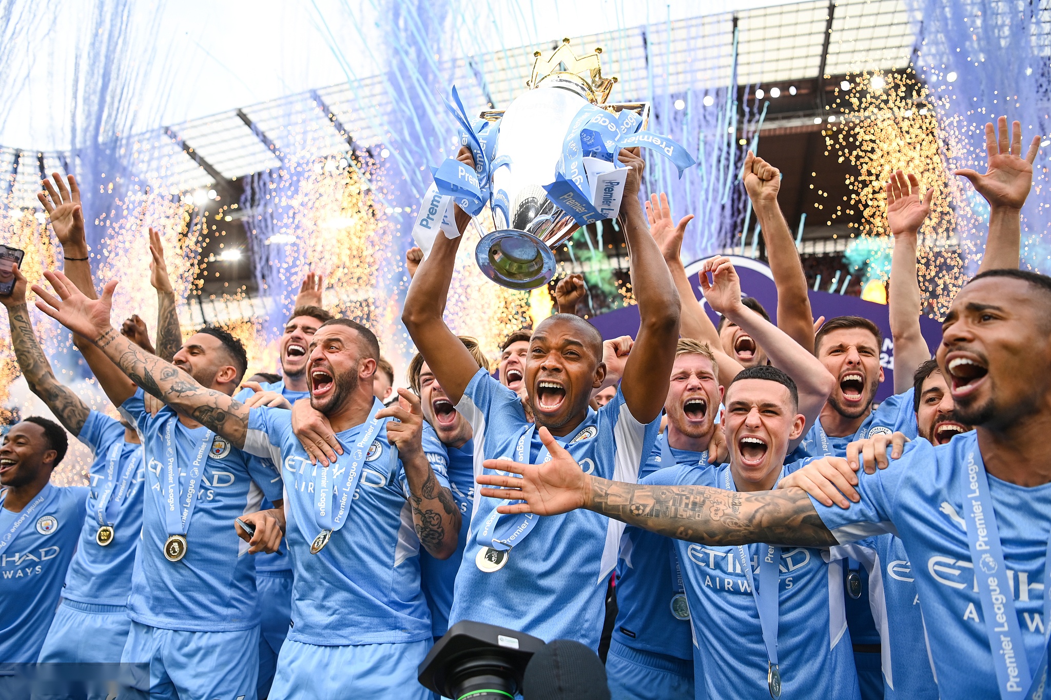 森不愿放手 森不愿放手